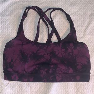 Lululemon sports bra